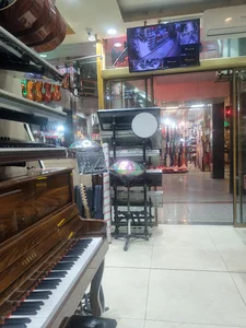 فروشگاه پیانو علیزاده