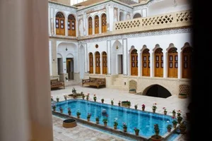 بوتیک هتل صباغیان 5