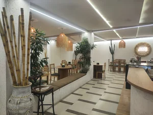 کافه رستوران آتی