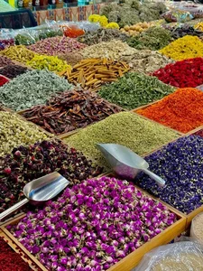 عطاری و خشکبار فروشی