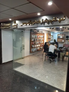 لپ تاپ و اپل استور گهروسی 2