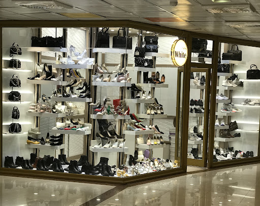 White shoes ( کیف وکفش وایت )