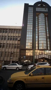 دکتر منوچهر برگی 5
