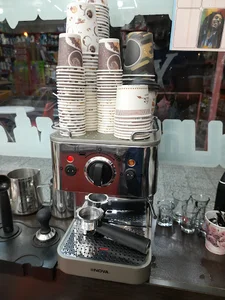 سوپر مارکت عرفان (کافی شاپ)(بستنی اسکوپی)