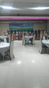 رستوران و سیرابی آی پارا