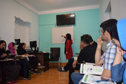 آموزشگاه زبان ایران آکسفورد