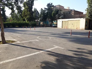 فضای پارک خودرو
