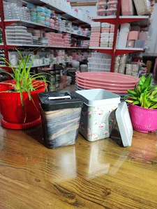 حراجی پلاستیک و بلور کاشمر
