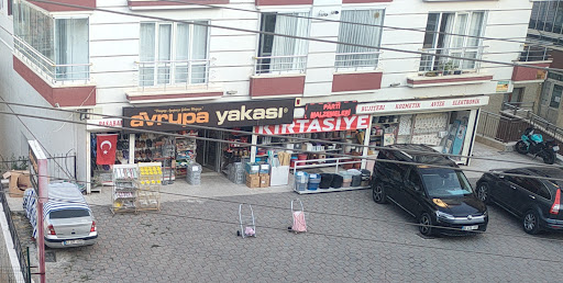 YENİ AVRUPA YAKASI