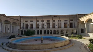خانه آزاده و ستوده