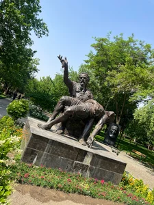تندیس مرگ سهراب