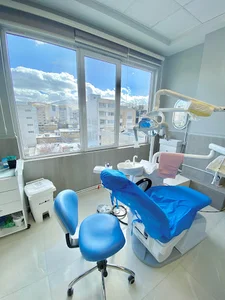 کلینیک دندانپزشکی مایا