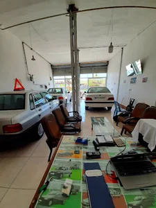 نمایشگاه اتومبیل نصرتی