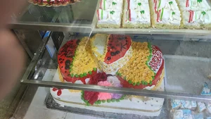 شیرینی سرای قند عسل