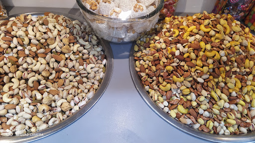 خشکبار تارخ