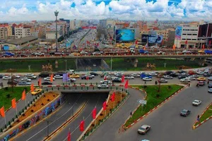 میدان فرح آباد