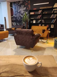 کافه شاتوت 3