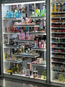 گالری ونیلا ارایشی و بهداشتی عطر،ادکلن
