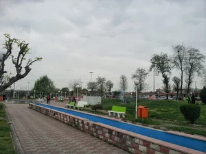 بوستان سراج