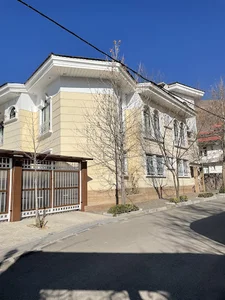 باغ ویلای قهرمانی