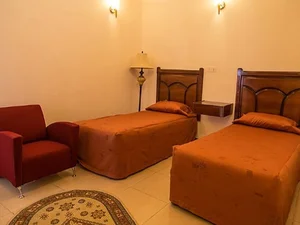 هتل جهانگردی (سراب کیو) 5