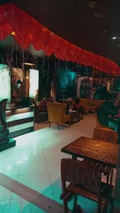 کافی شاپ تمشک آبی