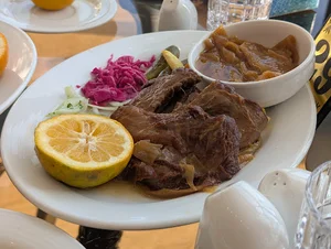 رستوران پسران کریم شعبه الماس گلستان