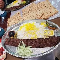 کبابی بهزاد