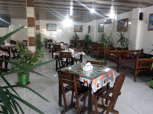 رستوران سنتی دیوان چابهار