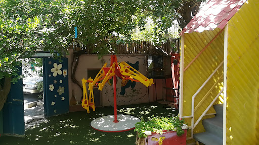 خانه بازی شادیانه