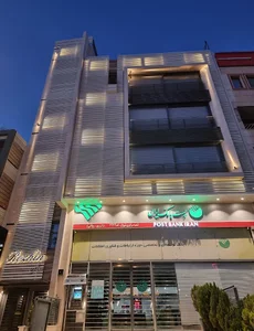 دکتر حسین کرم نژاد جراح بینی