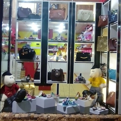 کفش بچگانه سجادپور