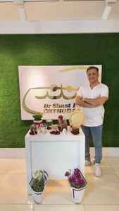 دکتر حسین شصت فولادی متخصص ارتودنسی 4