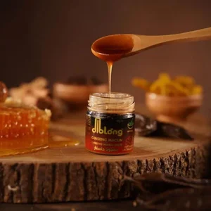 عسل طبیعی و شکلات نوپا
