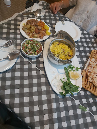 رستوران صوفی ستاره فارس