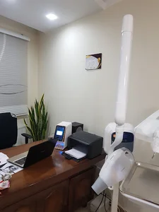 مطب دندانپزشکی دکتر لیلا دادی زاده