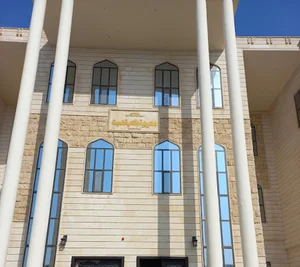 بناية مديرية بلدية هيت