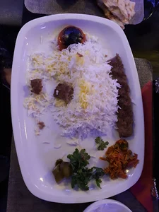 رستوران سرآشپز