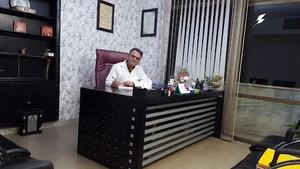دکتر محمد والی پور