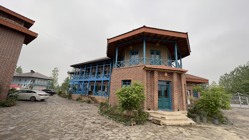 دهکده گردشگری هستی
