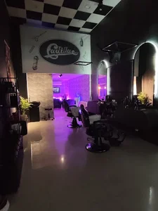 پیرایشگاه کادیلاک