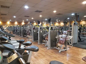 باشگاه بدنسازی مهدی غرب