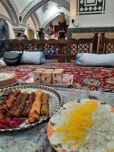 سفره خانه سنتی حمام گلشن