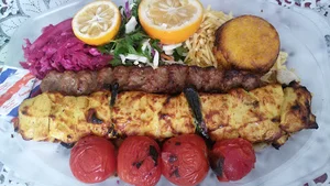 آشپزخانه سرآشپز - ساویس
