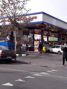 جایگاه CNG کرج نزدیک دانشکده