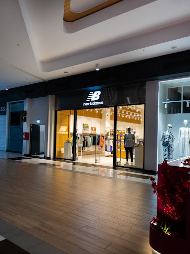New Balance Store - Metropolis Mall