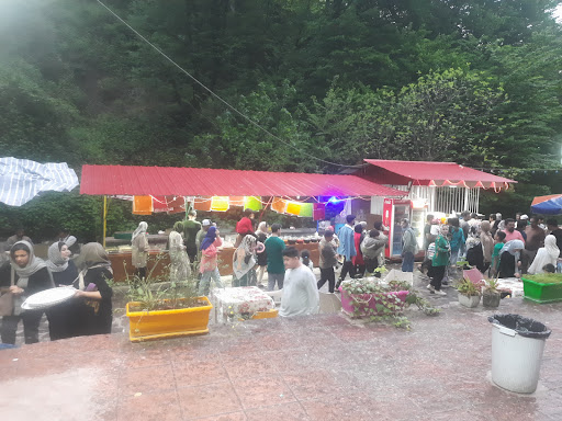 کافه و رستوران شب و روز