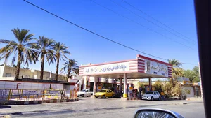 پمپ بنزین خیابان مهداب (طالقانی)