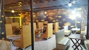 کافی شاپ انارک