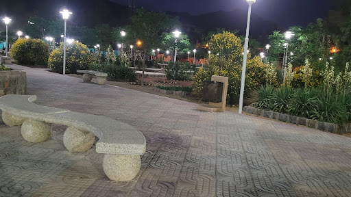 بوستان خانواده هفتصد دستگاه